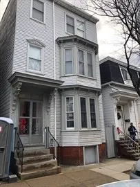 1 bed, 1 bath apartment for rent at 237 Lexington St Unit 3, East Boston — photo 1 of 13