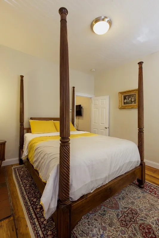 3 bed, 1 bath apartment for rent at 237 Northampton St Unit 1, Roxbury — photo 7 of 12