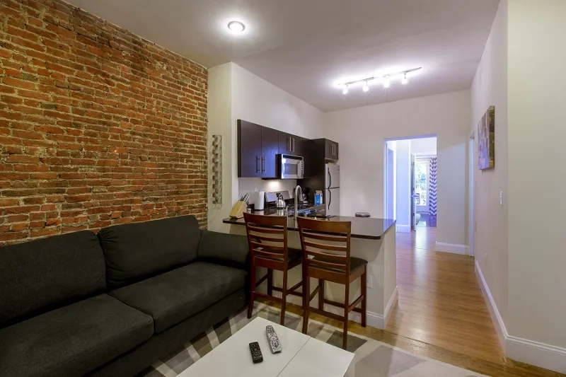 3 bed, 1 bath apartment for rent at 237 Northampton St Unit 1, Roxbury — photo 3 of 12