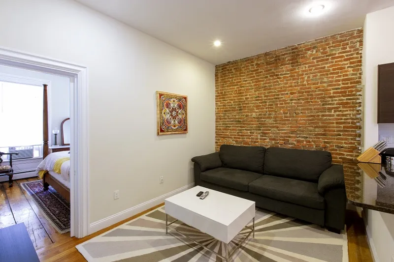 3 bed, 1 bath apartment for rent at 237 Northampton St Unit 1q, Roxbury — photo 4 of 13