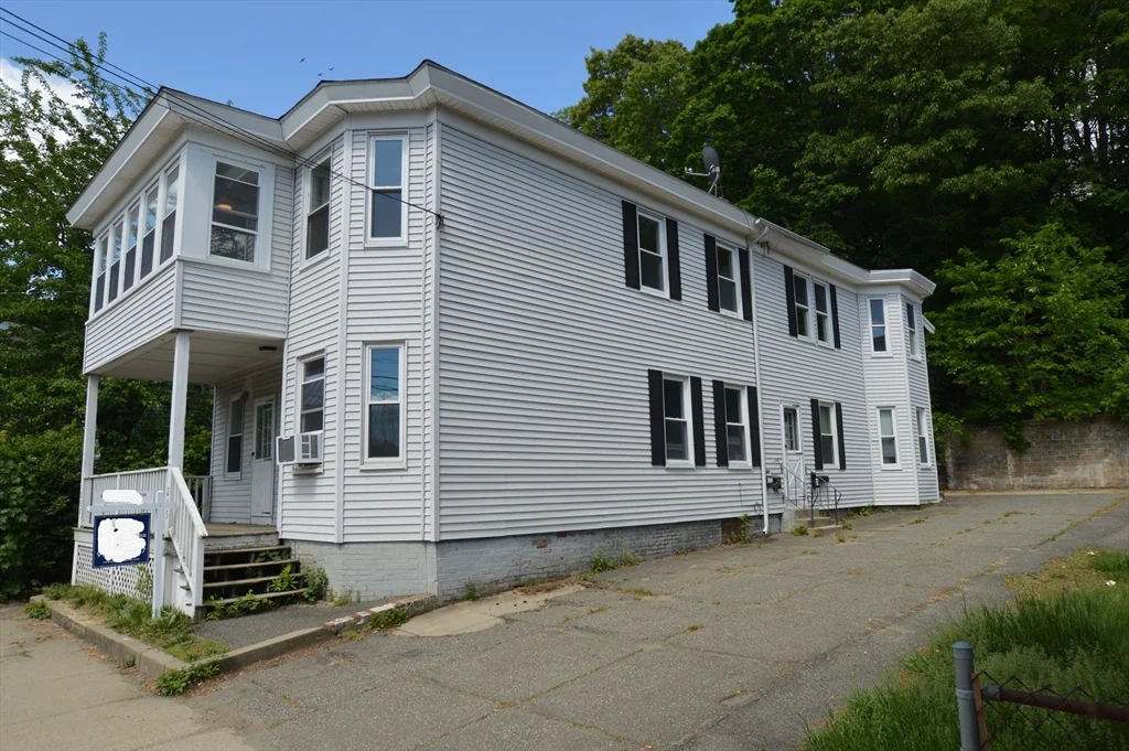 2 bed, 1 bath apartment for rent at 237 River St Unit B, Haverhill — photo 1 of 7