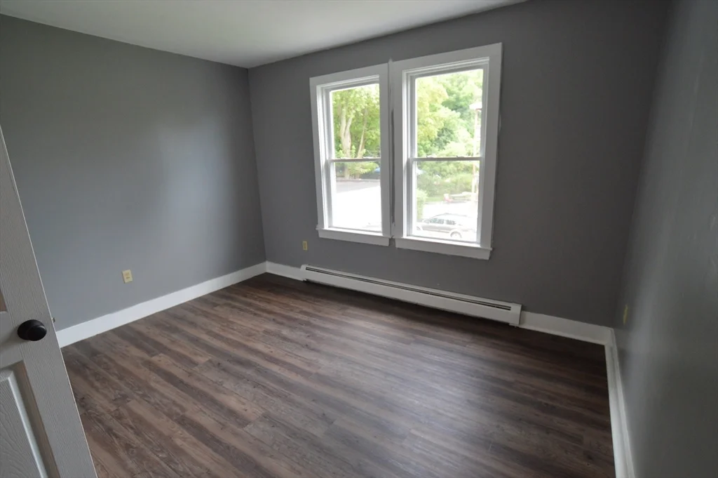 2 bed, 1 bath apartment for rent at 237 River St Unit B, Haverhill — photo 4 of 7