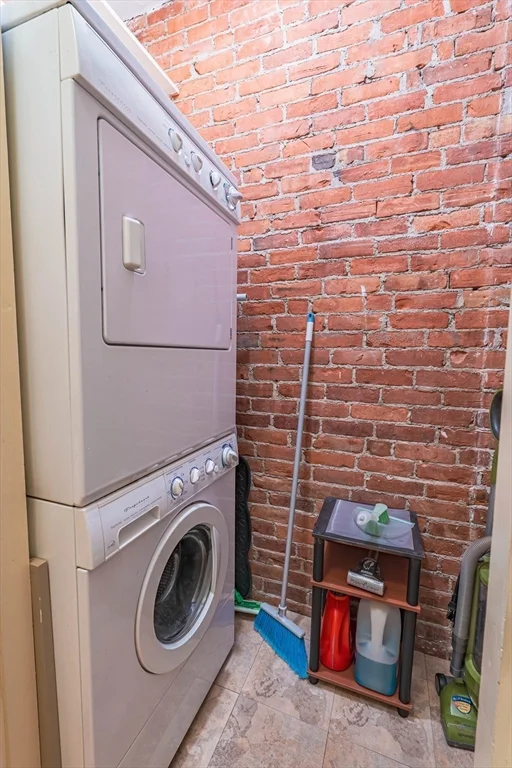 1 bed, 1 bath apartment for rent at 237 Newton St Unit 4, Back Bay — photo 16 of 25