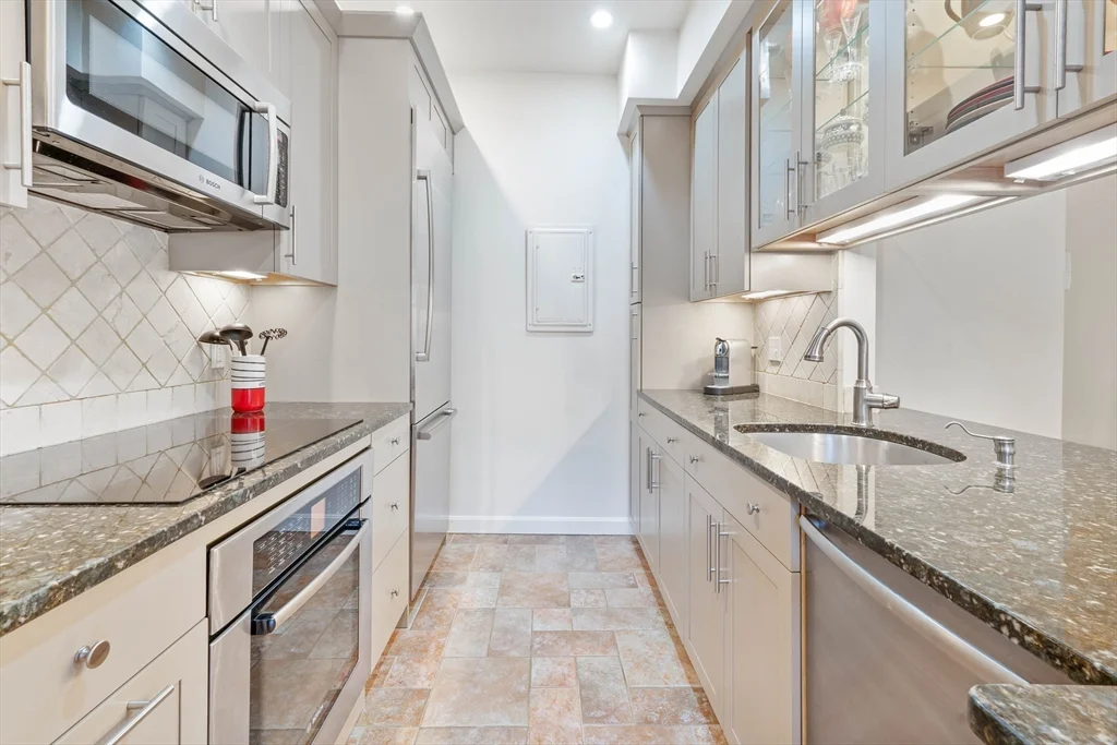 1 bed, 1 bath apartment for rent at 237 Newton St Unit 4, Back Bay — photo 10 of 25
