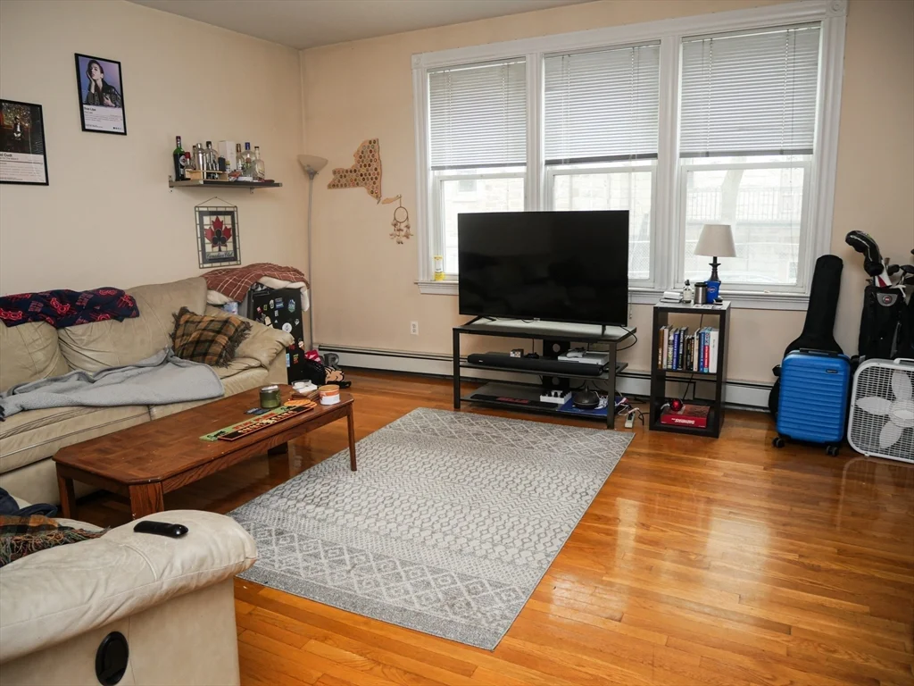 2 bed, 1 bath apartment for rent at 237 W Third Unit 1, South Boston — photo 1 of 11