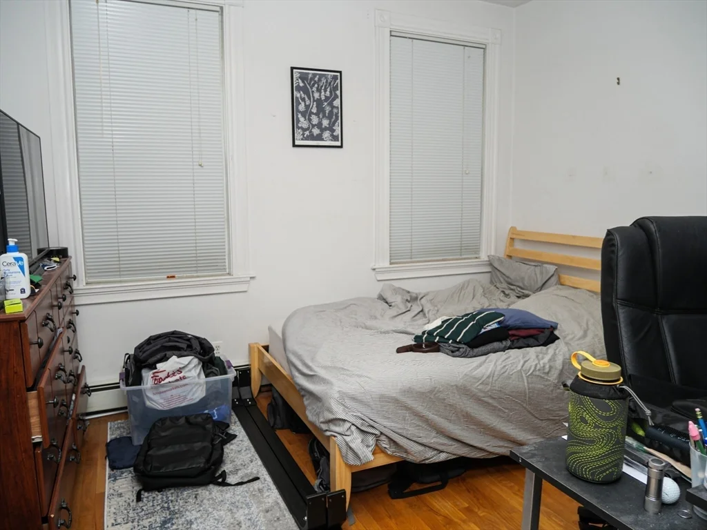2 bed, 1 bath apartment for rent at 237 W Third Unit 1, South Boston — photo 6 of 11