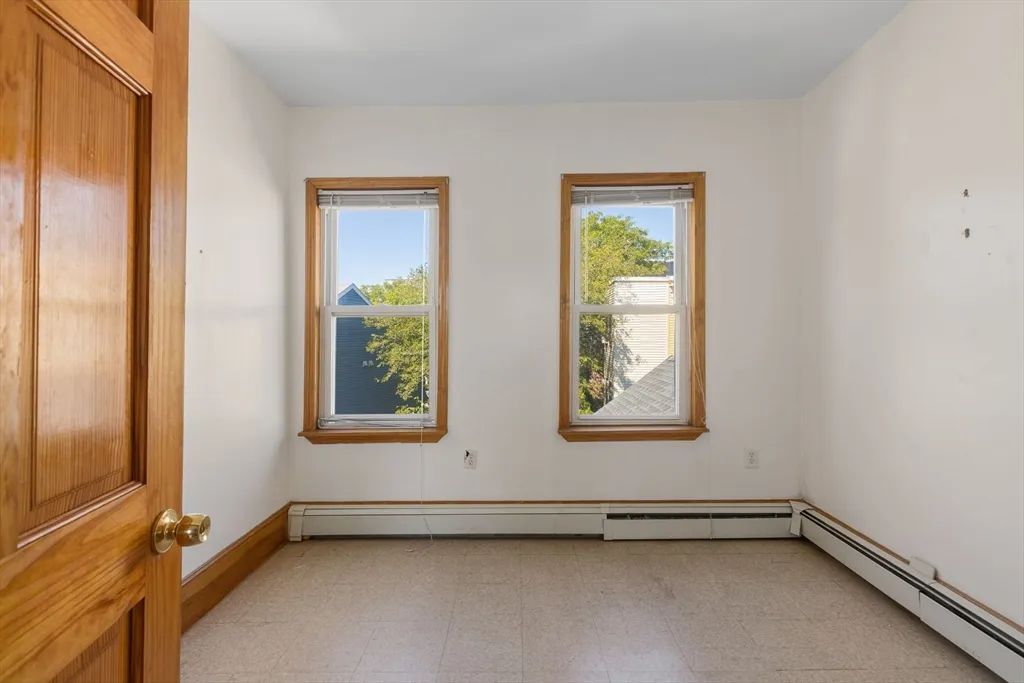 3 bed, 1 bath apartment for rent at 237 Webster Ave Unit 3, Wellington-Harrington — photo 9 of 12
