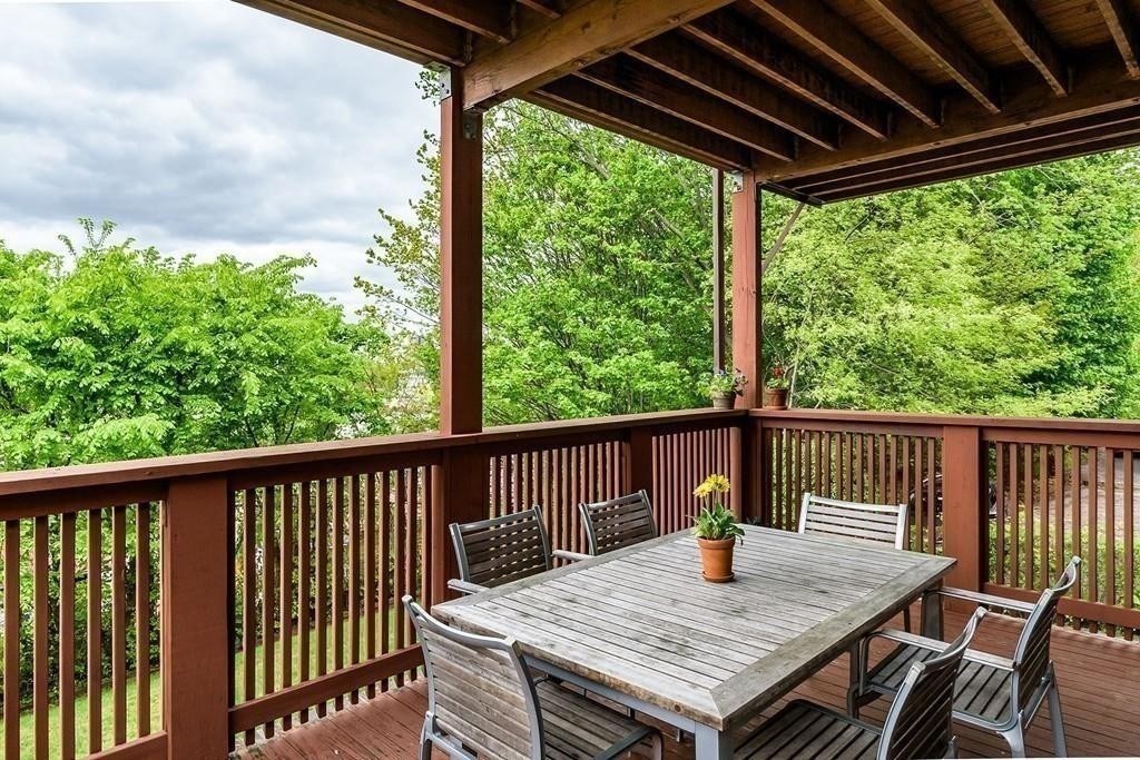 3 bed, 2 bath apartment for rent at 237 Winchester St Unit 1, North Brookline — photo 11 of 12