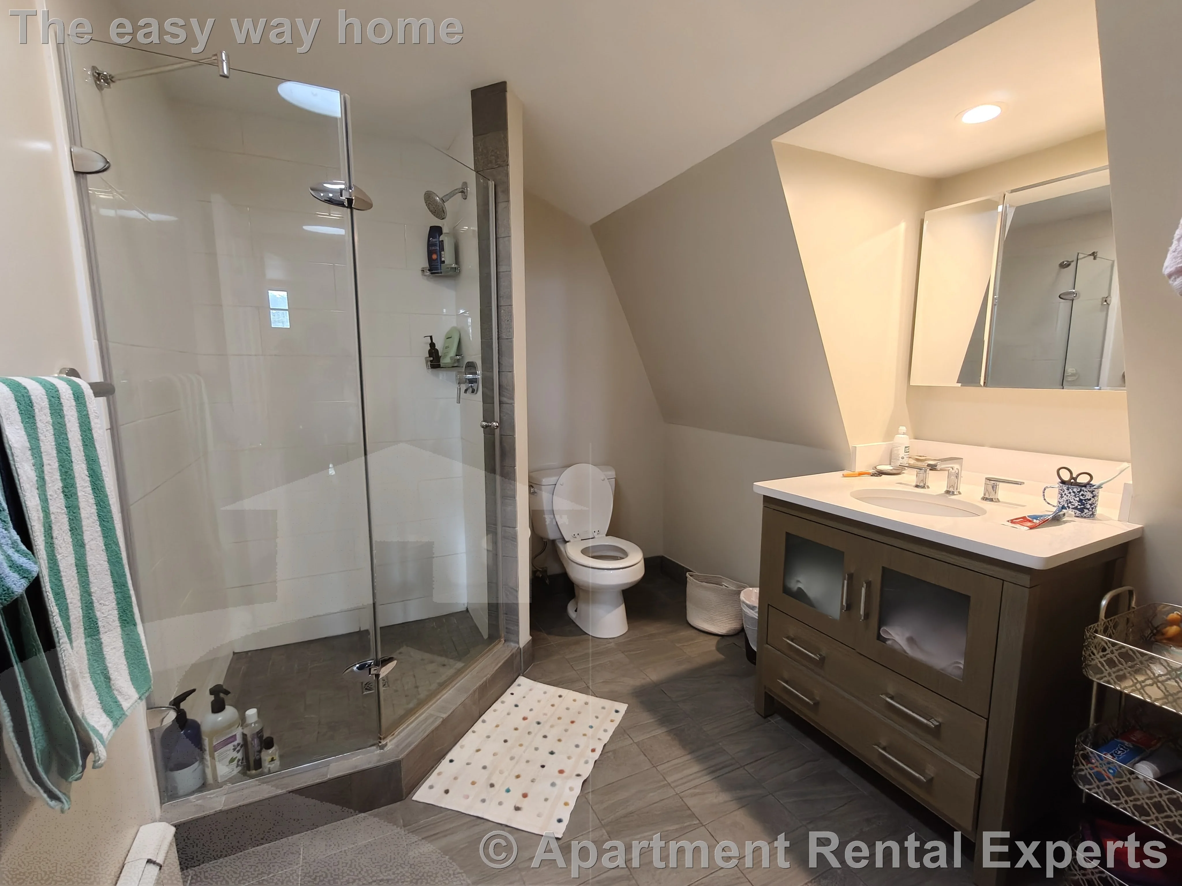 2 bed, 2 bath apartment for rent at 238 Columbia St Unit 3-W, The Port — photo 2 of 33