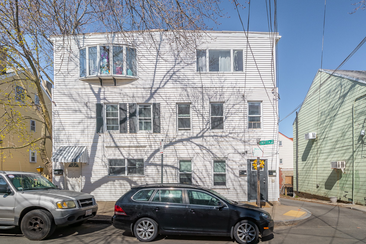 2 bed, 1 bath apartment for rent at 238 Everett St Unit 1, East Boston — photo 5 of 5