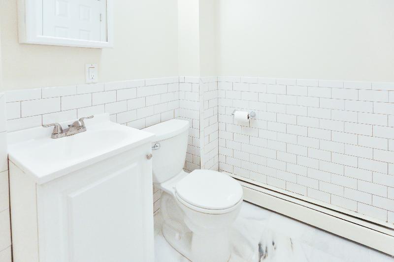 2 bed, 1 bath apartment for rent at 238 Everett St Unit 1, East Boston — photo 4 of 5