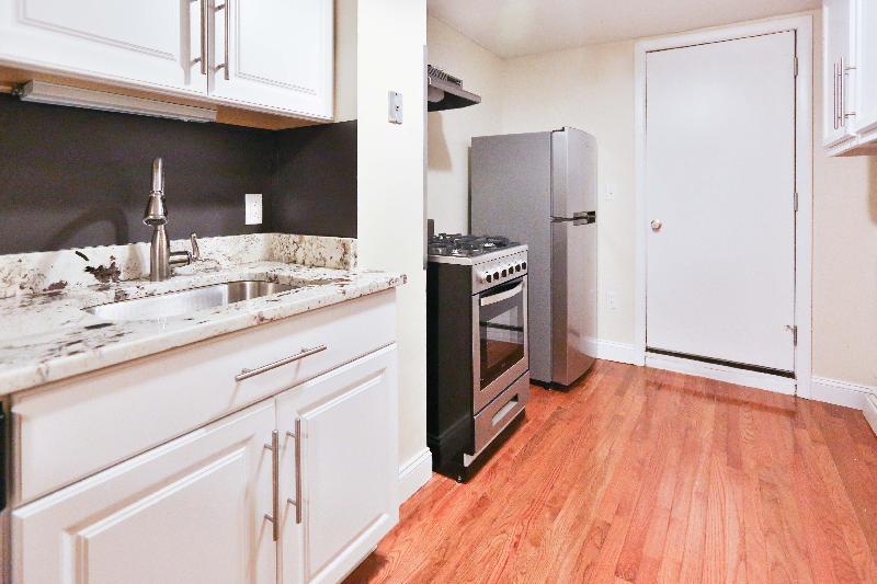 2 bed, 1 bath apartment for rent at 238 Everett St Unit 1, East Boston — photo 2 of 5