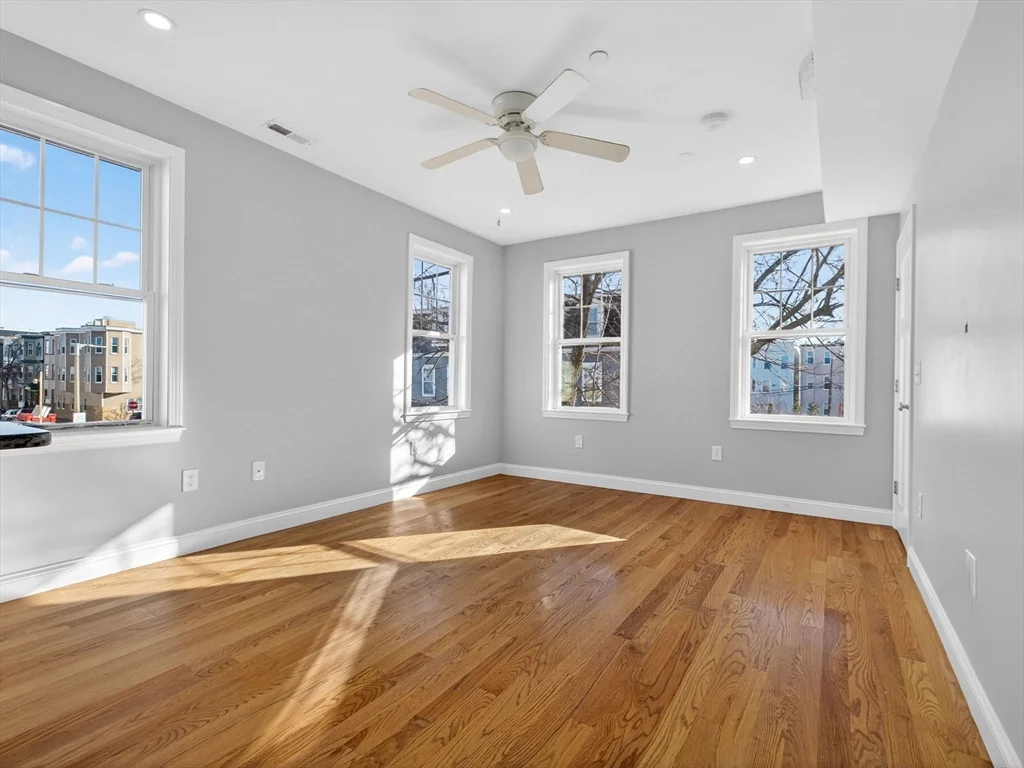 3 bed, 1 bath apartment for rent at 238 Havre St Unit 2, East Boston — photo 8 of 28