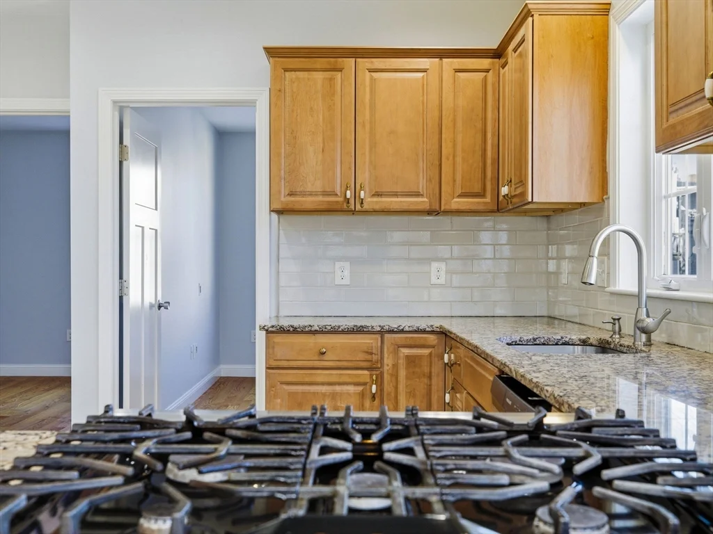 3 bed, 1 bath apartment for rent at 238 Havre St Unit 2, East Boston — photo 5 of 28