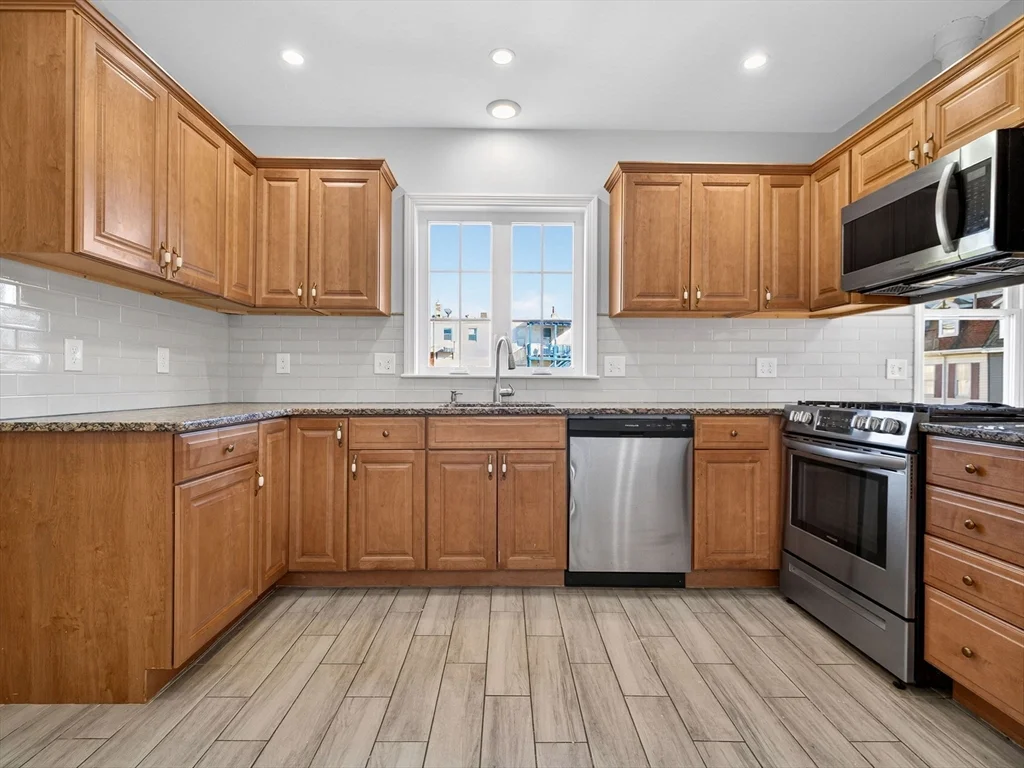 3 bed, 1 bath apartment for rent at 238 Havre St Unit 2, East Boston — photo 2 of 28