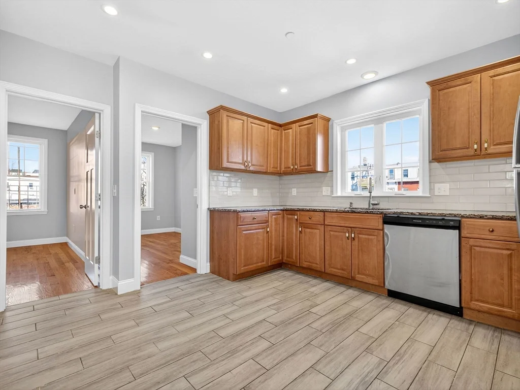 3 bed, 1 bath apartment for rent at 238 Havre St Unit 2, East Boston — photo 3 of 28