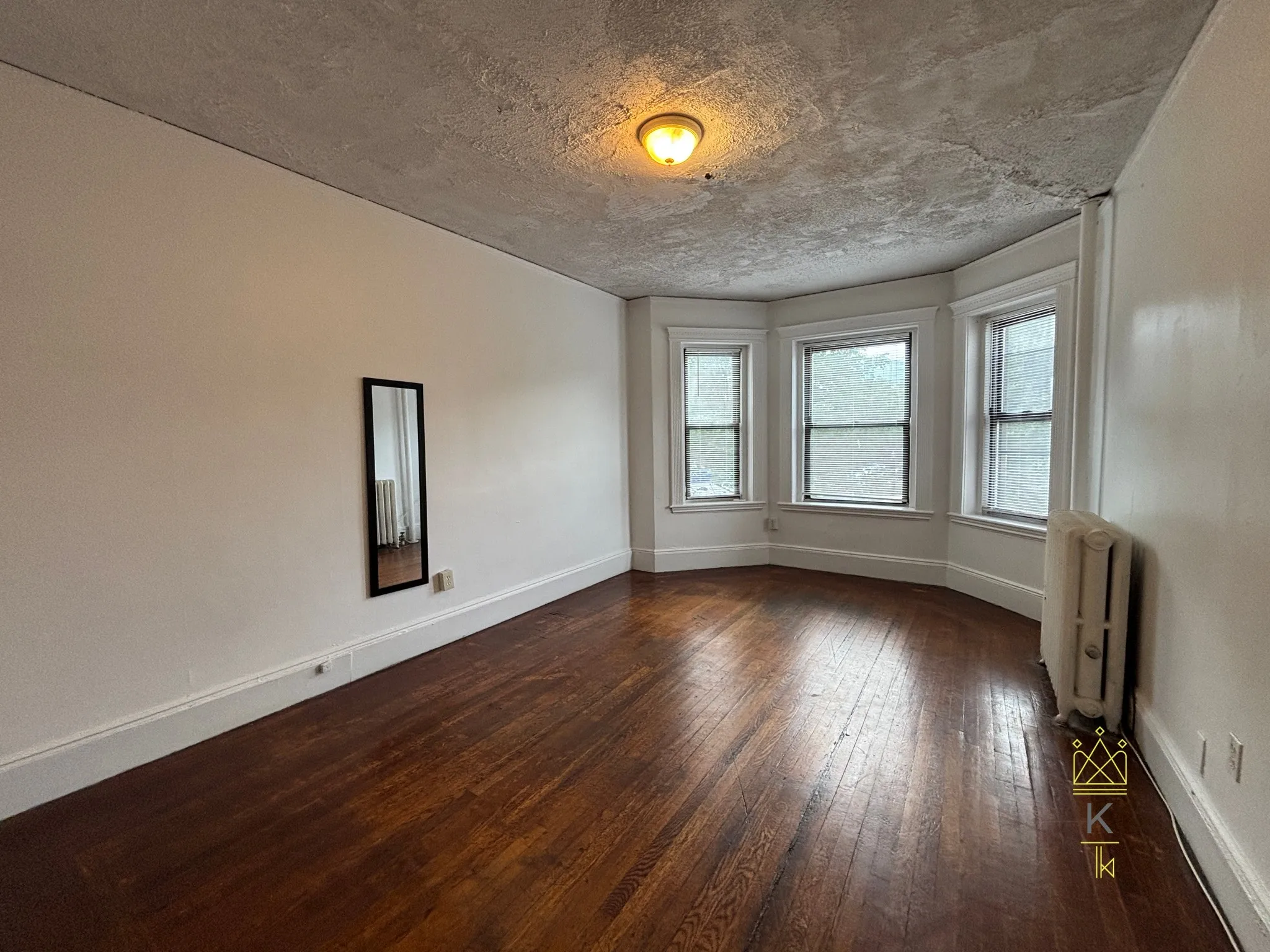 2 bed, 1 bath apartment for rent at 238 Hemenway St Unit 06, Fenway — photo 1 of 8