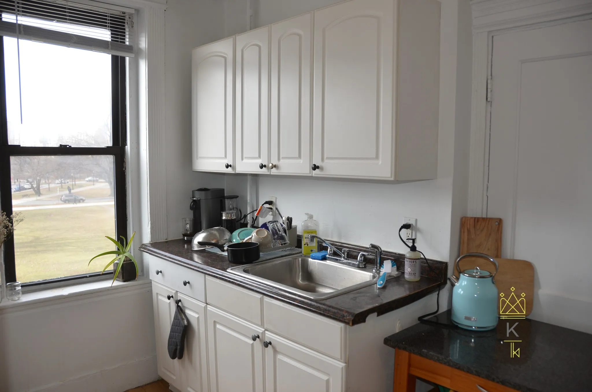 3 bed, 1 bath apartment for rent at 238 Hemenway St Unit 11, Fenway — photo 15 of 17