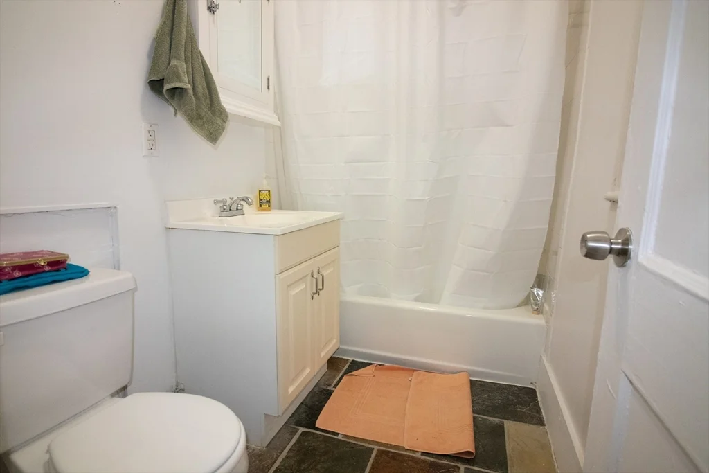 Studio bed, 1 bath apartment for rent at 238 Hemenway St Unit 14, Fenway — photo 5 of 5