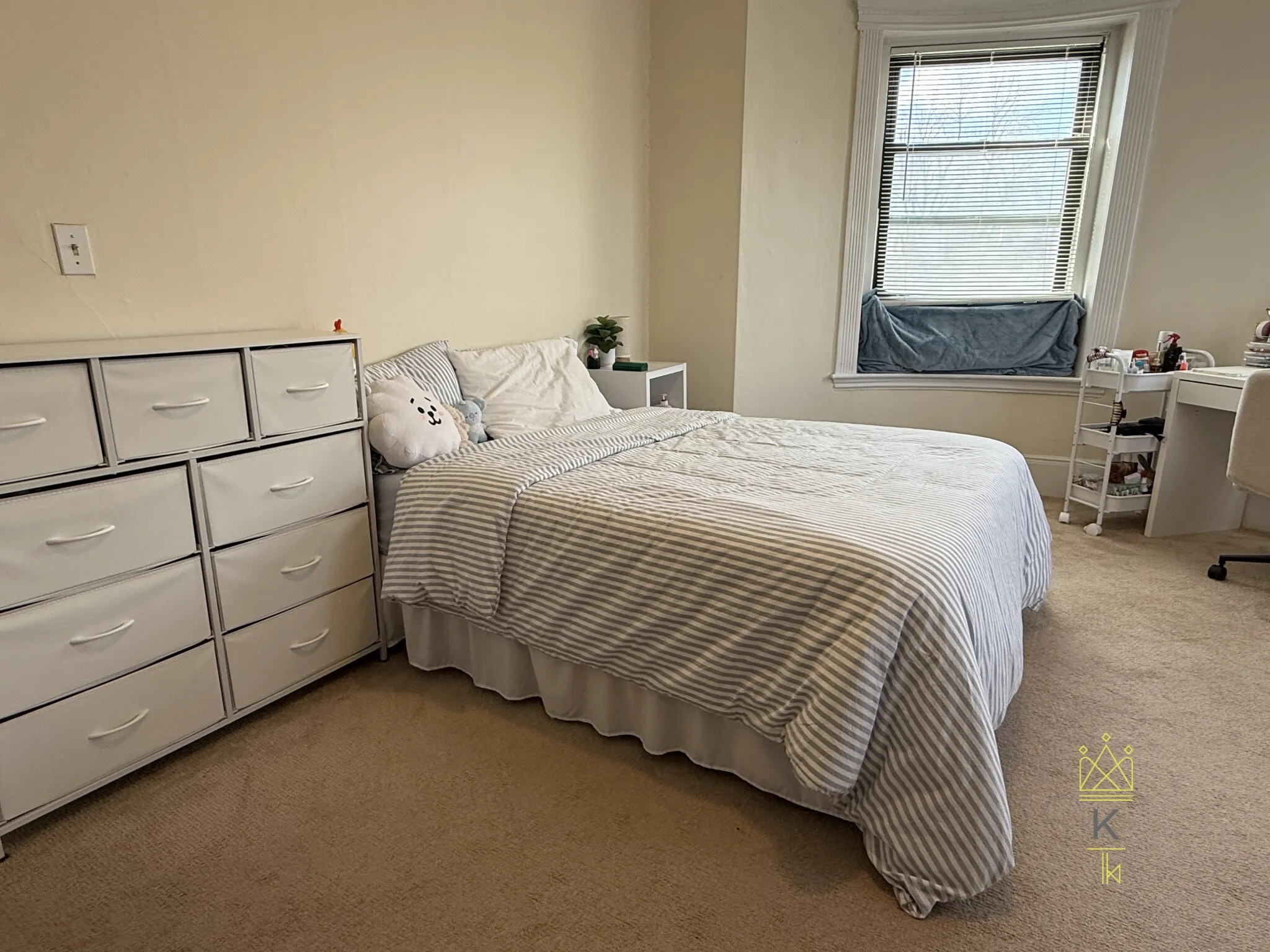 3 bed, 1 bath apartment for rent at 238 Hemenway St Unit 16, Fenway — photo 3 of 13