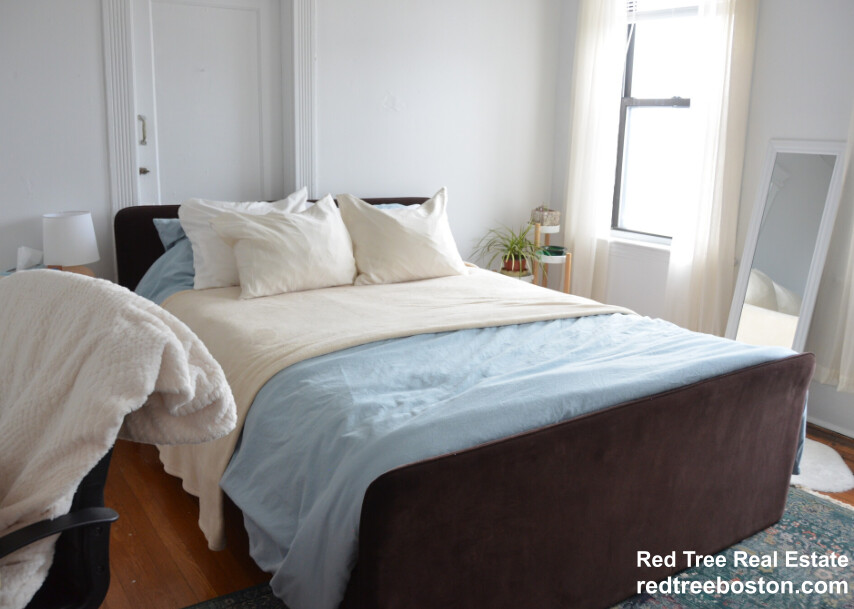 3 bed, 1 bath apartment for rent at 238 Hemenway St Unit 238-11, Fenway — photo 16 of 20