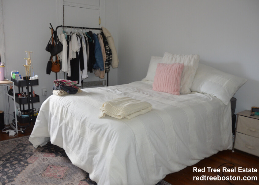 3 bed, 1 bath apartment for rent at 238 Hemenway St Unit 238-11, Fenway — photo 10 of 20