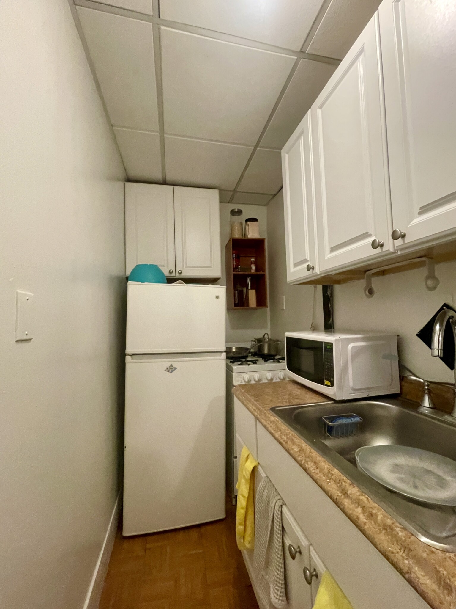 Studio bed, 1 bath apartment for rent at 238 Hemenway St Unit 3, Fenway — photo 3 of 9