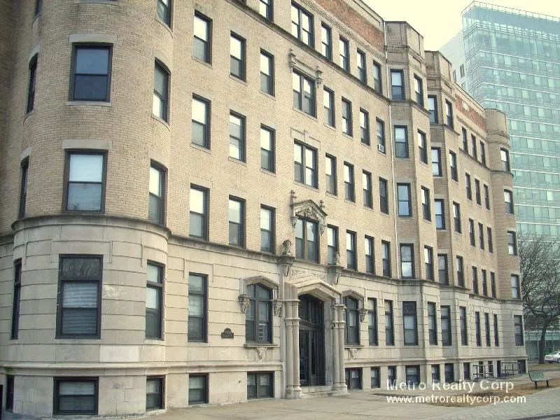 2 bed, 1 bath apartment for rent at 238 Hemenway St Unit 4, Fenway