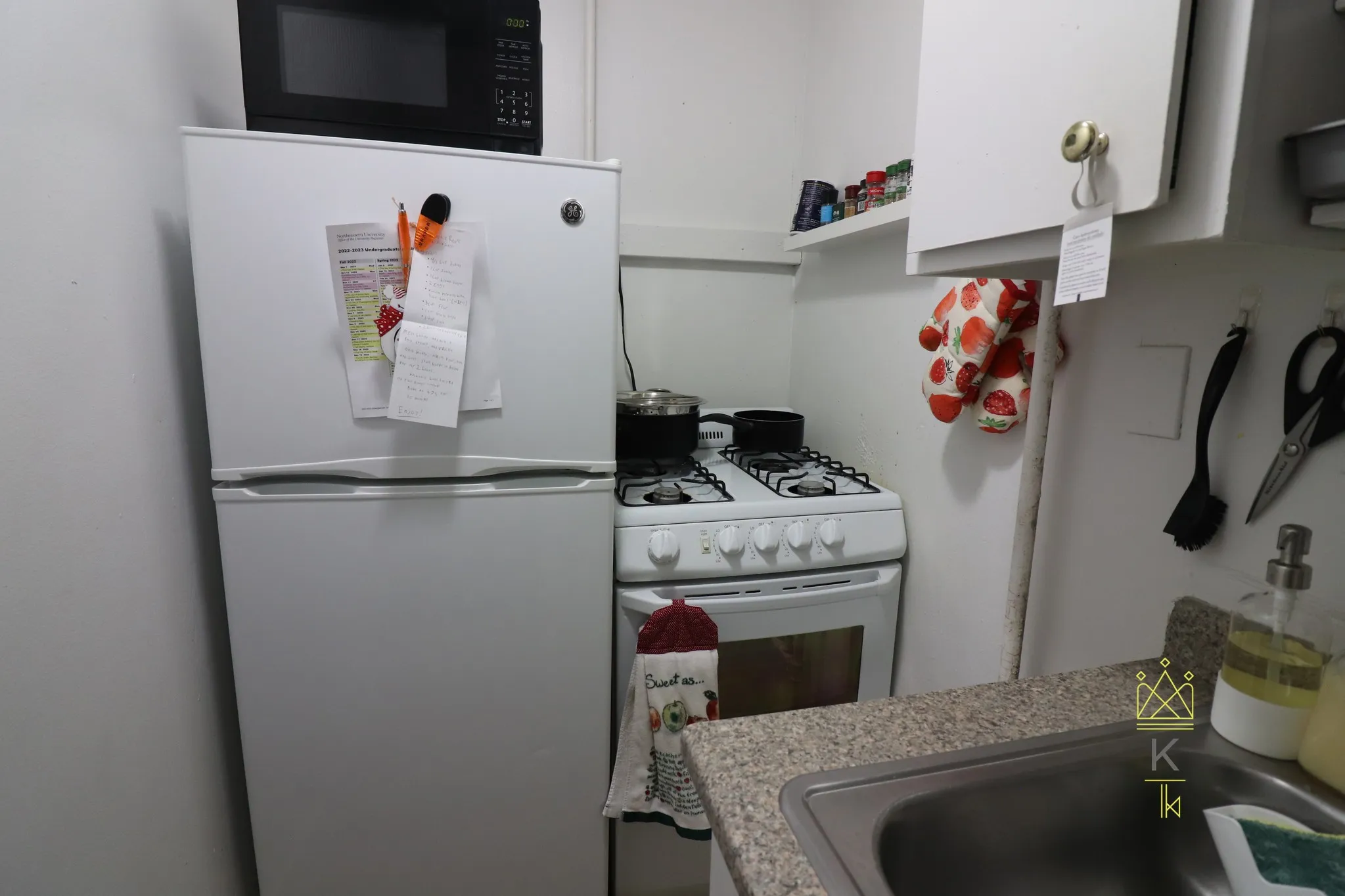 Studio bed, 1 bath apartment for rent at 238 Hemenway St Unit 9, Fenway — photo 4 of 8