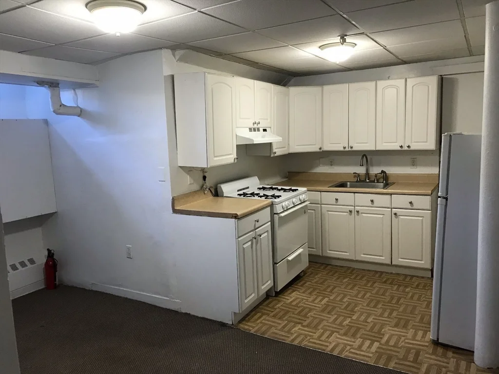 2 bed, 1 bath apartment for rent at 238 Hemenway St Unit B6, Fenway — photo 6 of 7