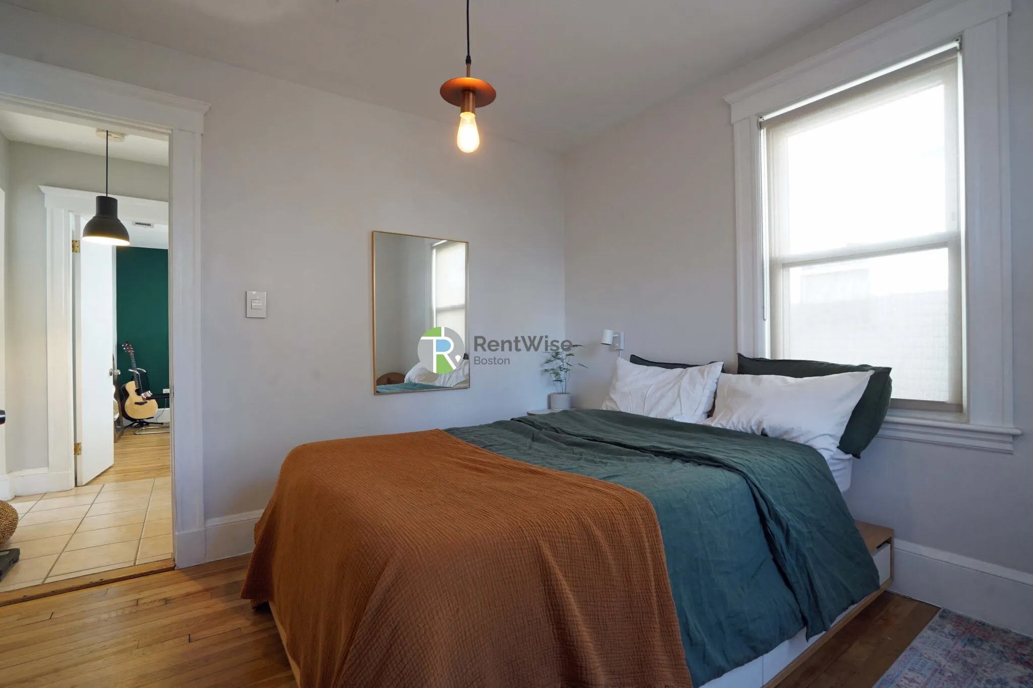 3 bed, 1 bath apartment for rent at 238 Hyde Park Ave Unit 3, Jamaica Plain — photo 19 of 27