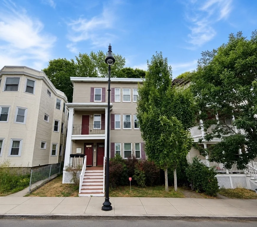 2 bed, 1 bath apartment for rent at 238 Hyde Park Unit 1, Jamaica Plain — photo 12 of 12