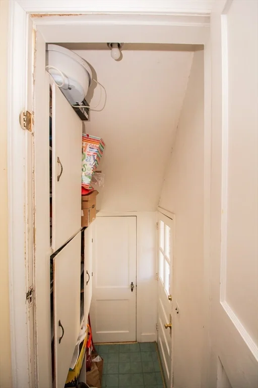 3 bed, 1 bath apartment for rent at 238 May St Unit 0, Worcester — photo 22 of 28