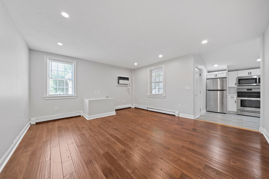 1 bed, 1 bath apartment for rent at 238 Neponset St Unit 1, Canton — photo 7 of 16