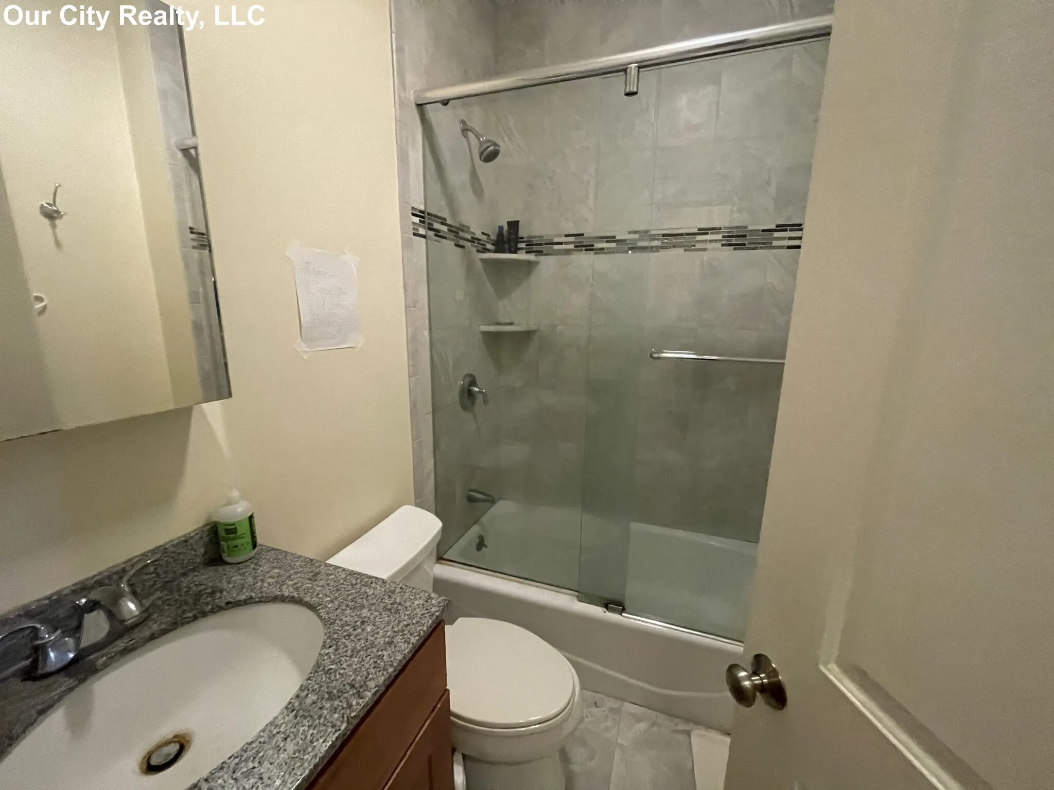 5 bed, 2 bath apartment for rent at 238 Prospect St Unit 3, The Port — photo 37 of 41