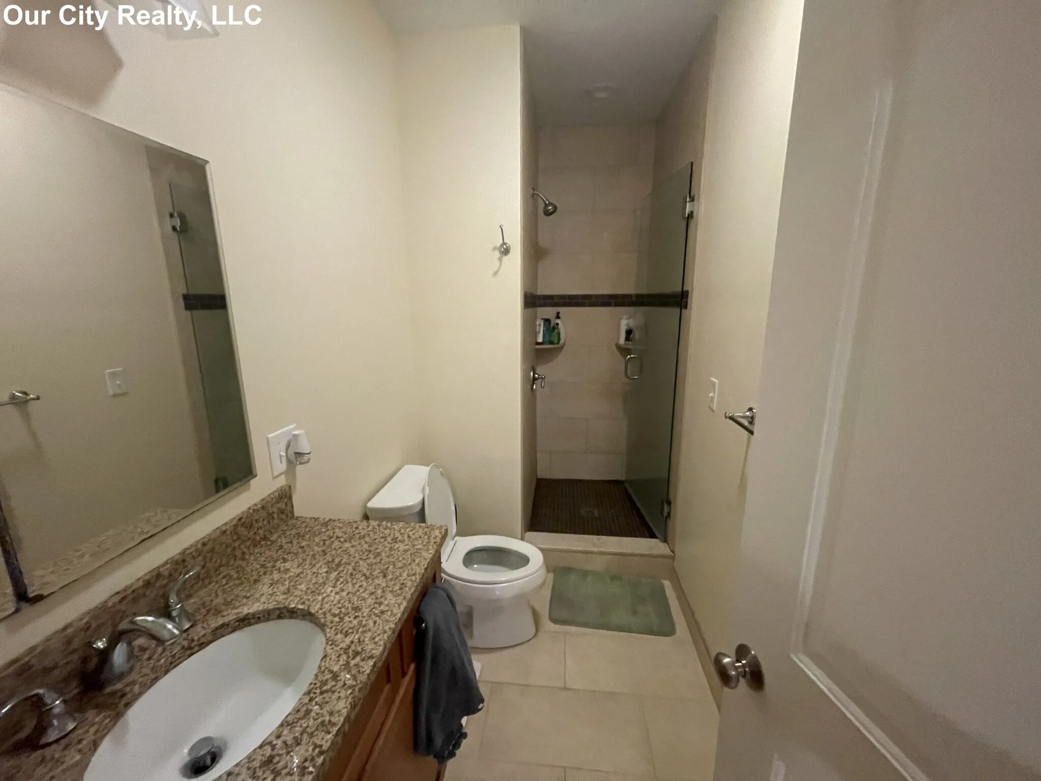 5 bed, 2 bath apartment for rent at 238 Prospect St Unit 3, The Port — photo 39 of 41