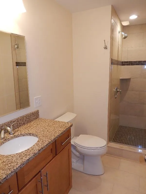 5 bed, 2 bath apartment for rent at 238 Prospect St Unit 3, The Port — photo 29 of 41
