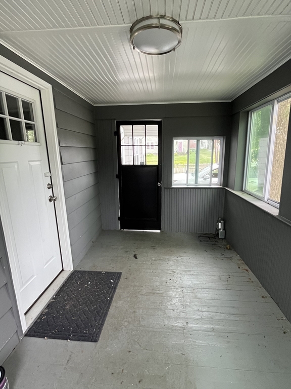 3 bed, 1 bath apartment for rent at 238 South St Unit 1, Southbridge — photo 16 of 17