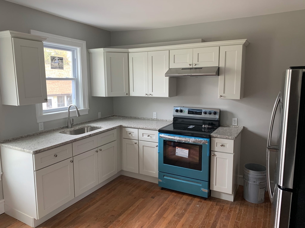 3 bed, 1 bath apartment for rent at 238 South St Unit 1, Southbridge — photo 3 of 17