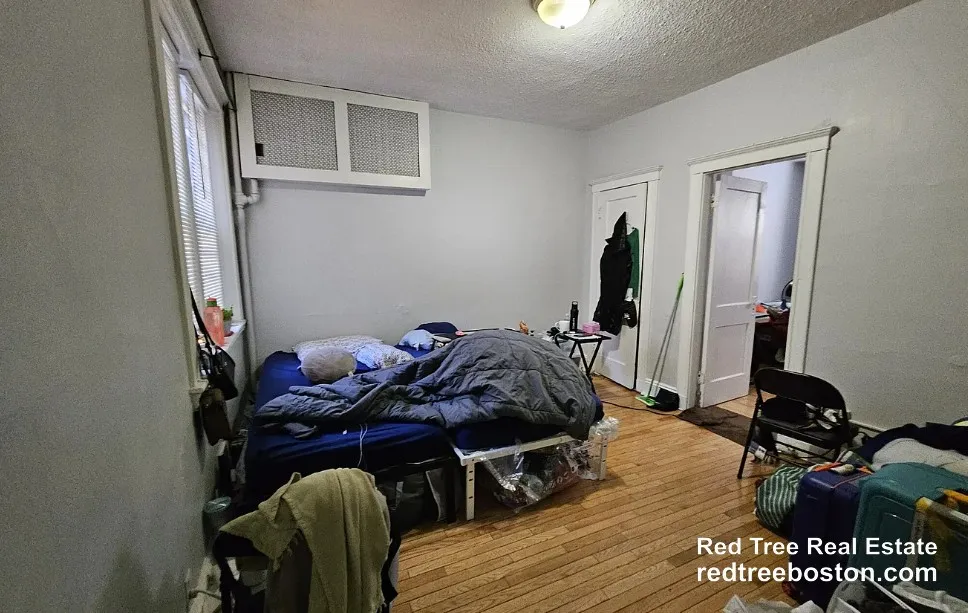 2 bed, 1 bath apartment for rent at 238 South St Unit 2, Jamaica Plain — photo 7 of 9