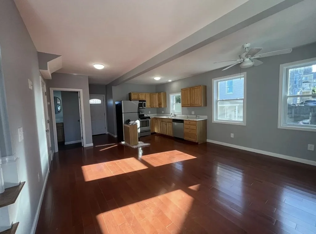 2 bed, 1 bath apartment for rent at 238 Washington St Unit 1, Haverhill