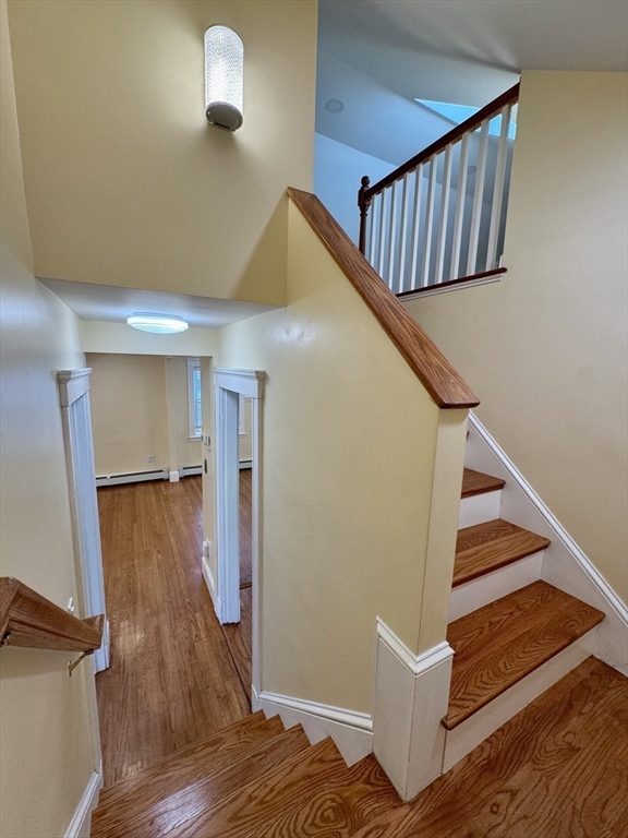 4 bed, 1 bath apartment for rent at 238 Washington Unit 2, Winchester — photo 14 of 20