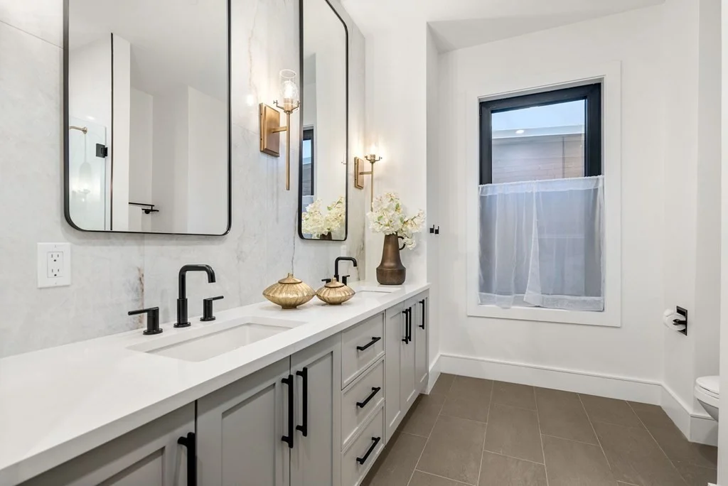 2 bed, 2 bath apartment for rent at 238 Webster St Unit PH, East Boston — photo 20 of 31