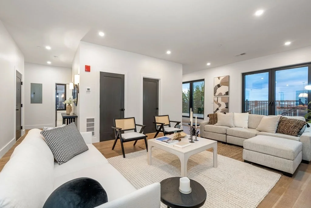 2 bed, 2 bath apartment for rent at 238 Webster St Unit PH, East Boston — photo 3 of 31