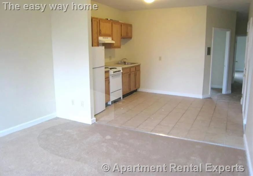 2 bed, 1 bath apartment for rent at 239 Columbia St Unit 1, The Port — photo 4 of 7