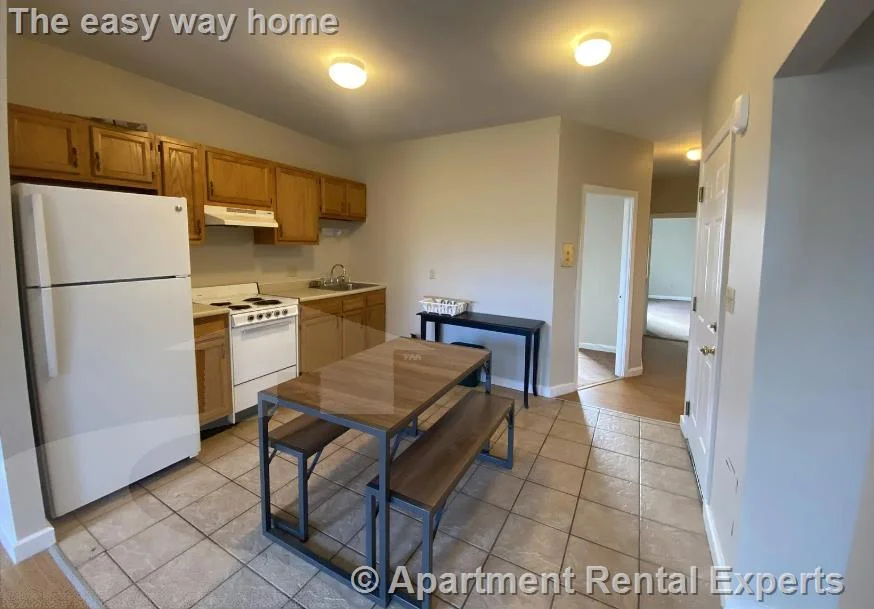 2 bed, 1 bath apartment for rent at 239 Columbia St Unit 1, The Port
