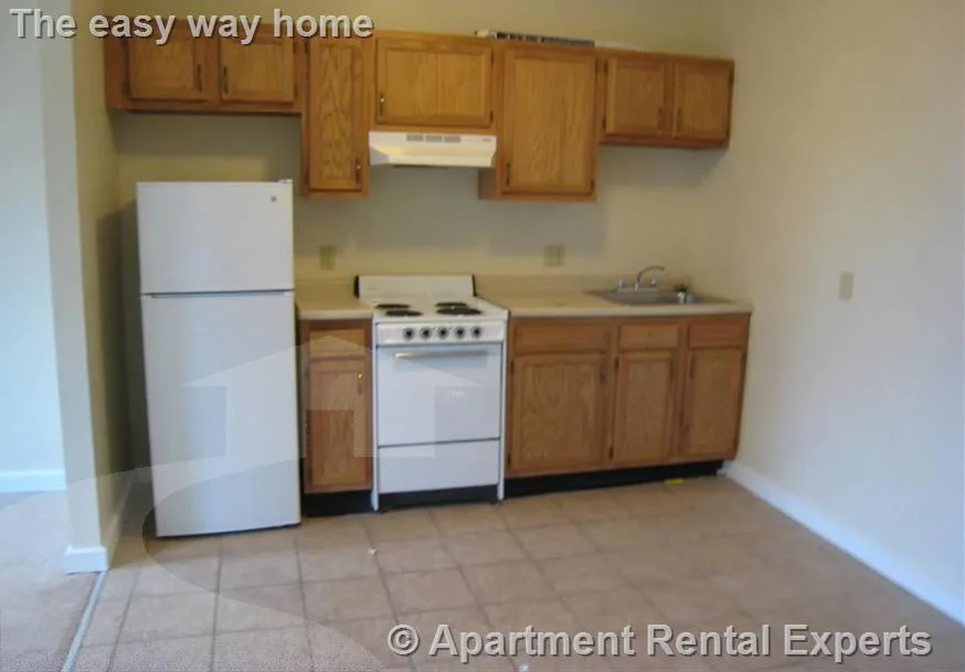 2 bed, 1 bath apartment for rent at 239 Columbia St Unit 1, The Port — photo 2 of 7