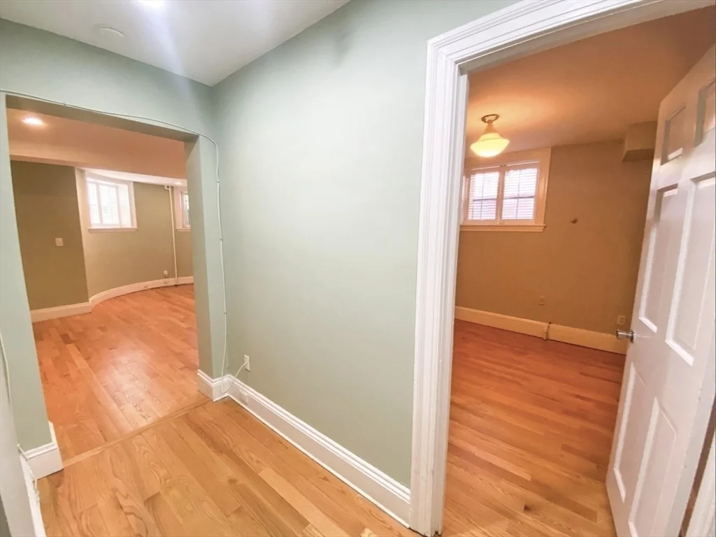 1 bed, 1 bath apartment for rent at 239 Commonwealth Ave Unit 12, Back Bay — photo 5 of 12