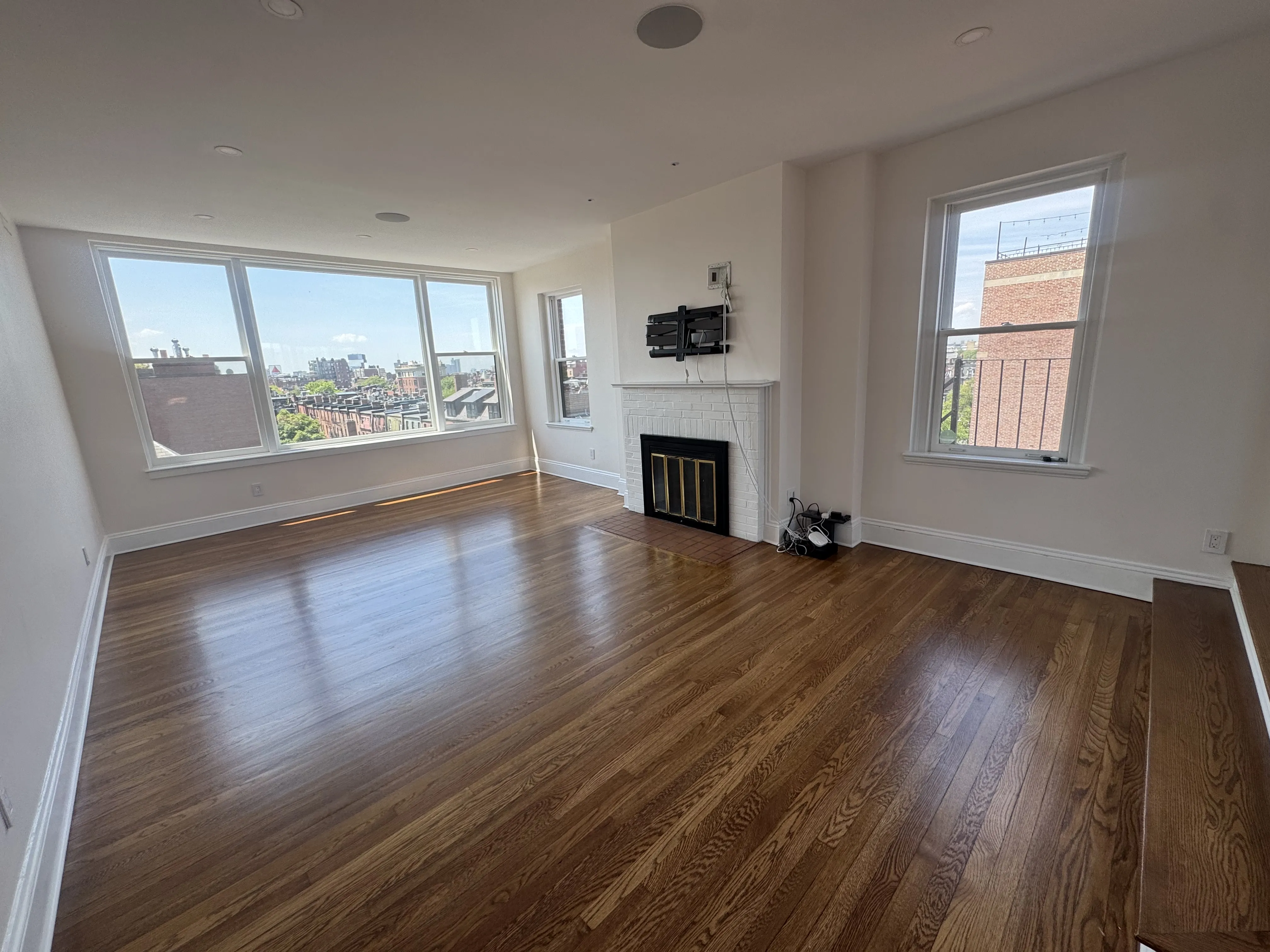 2 bed, 2 bath apartment for rent at 239 Commonwealth Ave Unit 72, Back Bay — photo 10 of 18