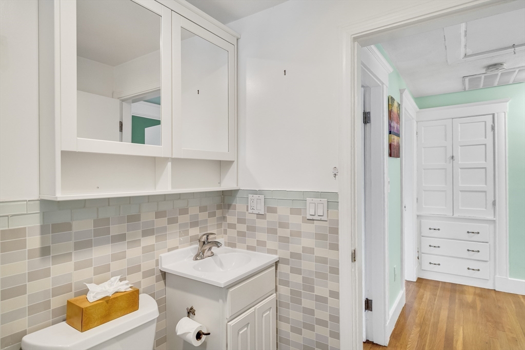 3 bed, 2 bath apartment for rent at 239 Hawthorne St, Malden — photo 19 of 23